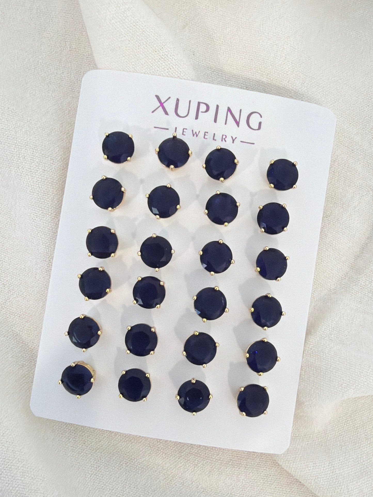 Stud azul marino en Oro Laminado