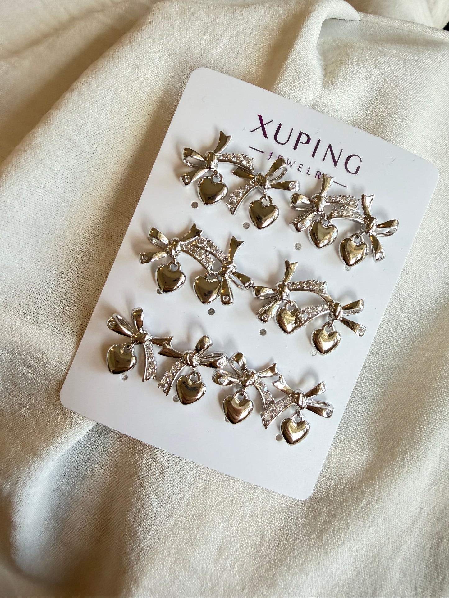 Stud de mono en Oro Laminado