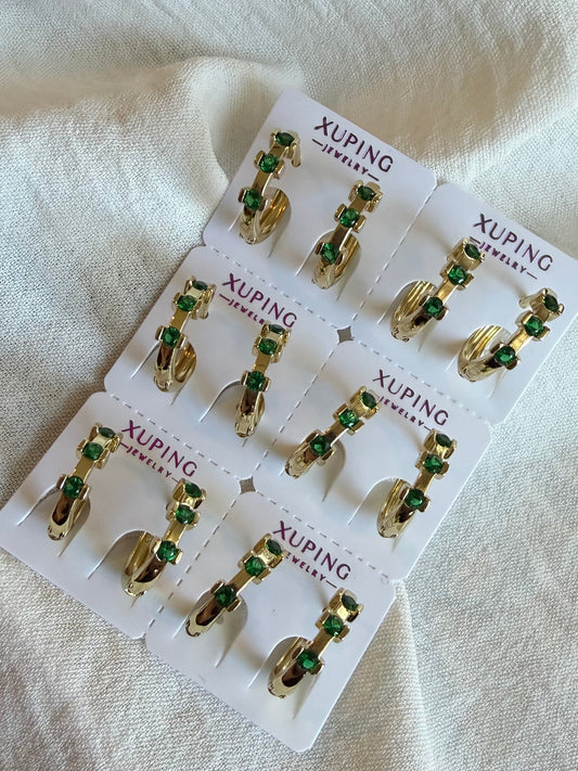 Hoop con cuadros verdes en Oro Laminado