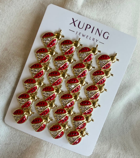 Stud ladybug de Oro Laminado