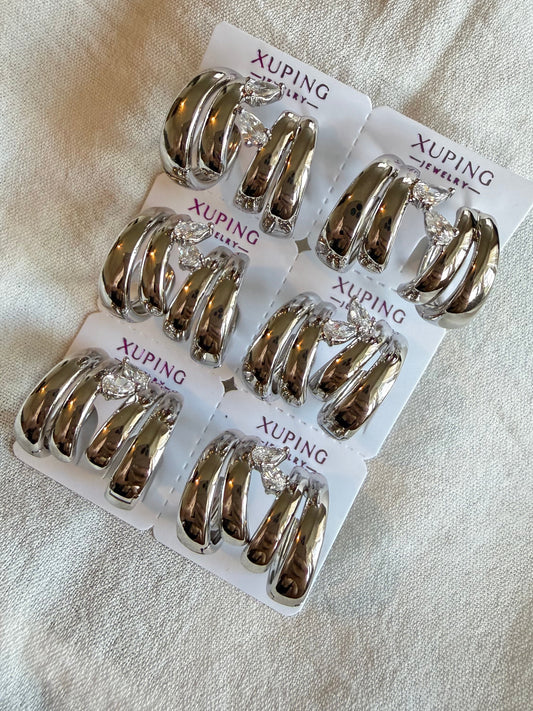 Hoop con diamante en Plata