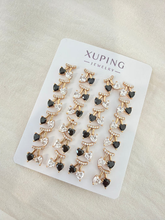 Stud cherries negro en 18k