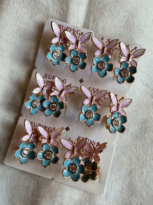 Hoop de mariposa con flor en 18k