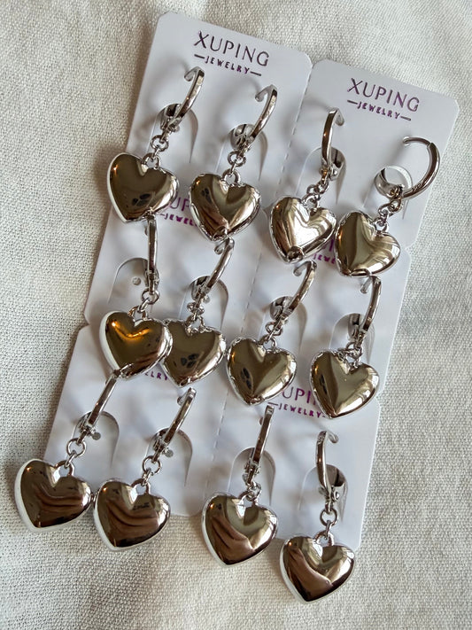 Hoop con corazón en Plata