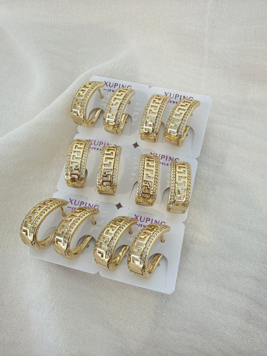 Hoop ovalado fendi en Oro Laminado